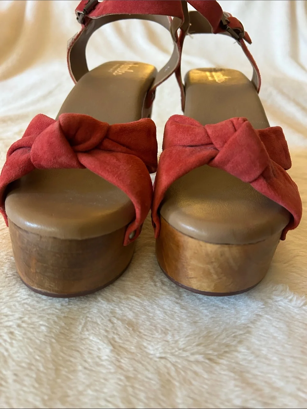 NWOB Charles David Red Suede Knot-Front Platform Sandals